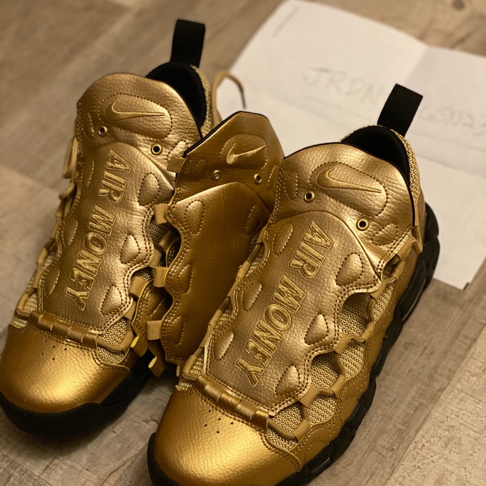 Nike Air Money size 8.5 Deadstock 120 obo